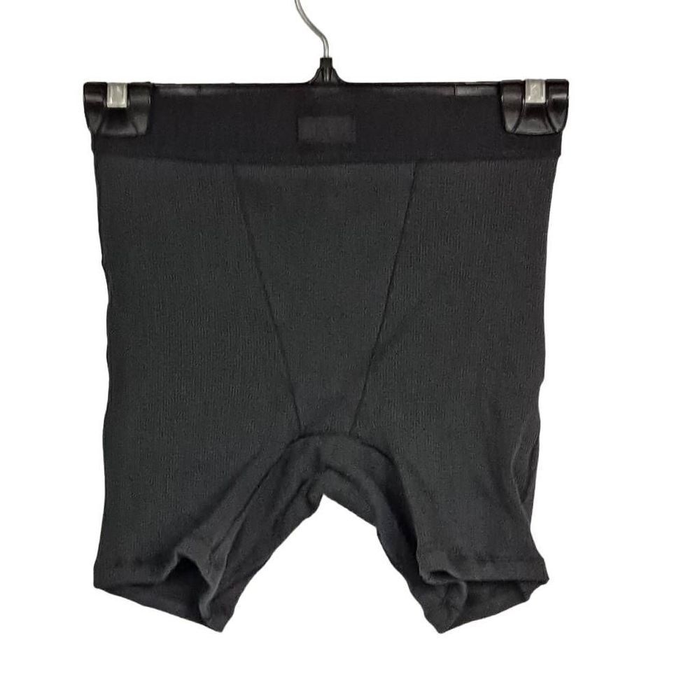 ‎SKIMS Ladies boxer style briefs Nwot